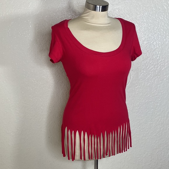 SUMMER 🎉🎉🎉FUN !! Red fringe t shirt - Picture 3 of 9